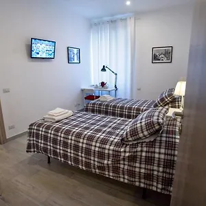 Fellini Nocleg ze śniadaniem